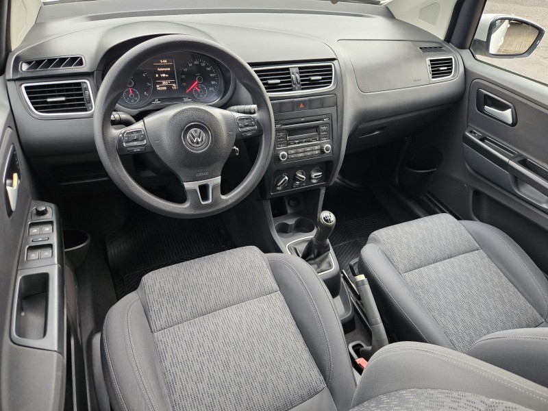 FOX 1.0 MI 8V FLEX 4P MANUAL - 2013 - CAXIAS DO SUL