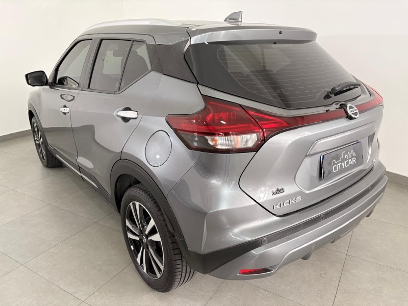 KICKS 1.6 EXCLUSIVE 16V FLEX 4P AUTOMÁTICO - 2022 - FARROUPILHA