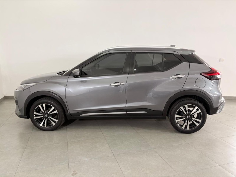KICKS 1.6 EXCLUSIVE 16V FLEX 4P AUTOMÁTICO - 2022 - FARROUPILHA