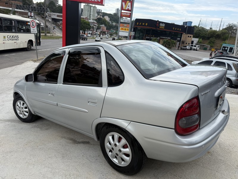 CLASSIC 1.0 MPFI 8V GASOLINA 4P MANUAL - 2001 - CAXIAS DO SUL