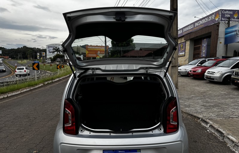 UP 1.0 MPI MOVE UP 12V FLEX 4P MANUAL - 2015 - DOIS IRMãOS