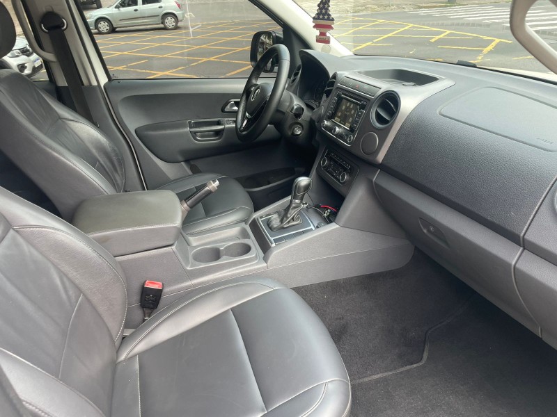 AMAROK 2.0 HIGHLINE 4X4 CD 16V TURBO INTERCOOLER DIESEL 4P AUTOMÁTICO - 2016 - CAXIAS DO SUL