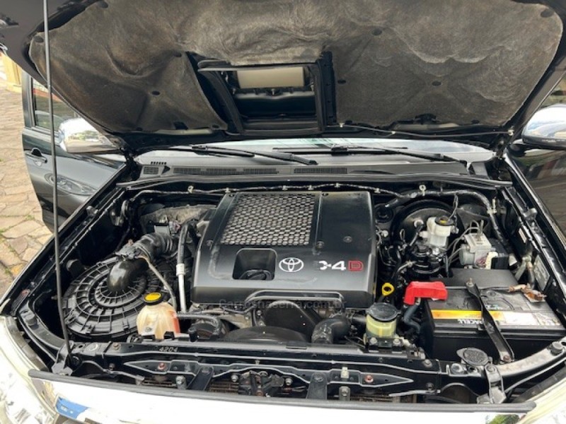 HILUX SW4 3.0 SRV 4X4 7 LUGARES 16V TURBO INTERCOOLER DIESEL 4P AUTOMÁTICO - 2010 - CAXIAS DO SUL