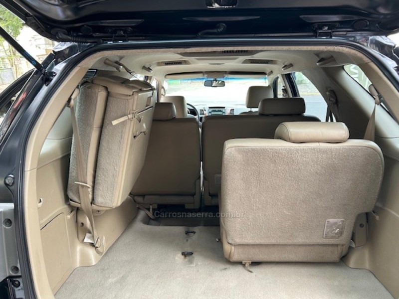 HILUX SW4 3.0 SRV 4X4 7 LUGARES 16V TURBO INTERCOOLER DIESEL 4P AUTOMÁTICO - 2010 - CAXIAS DO SUL