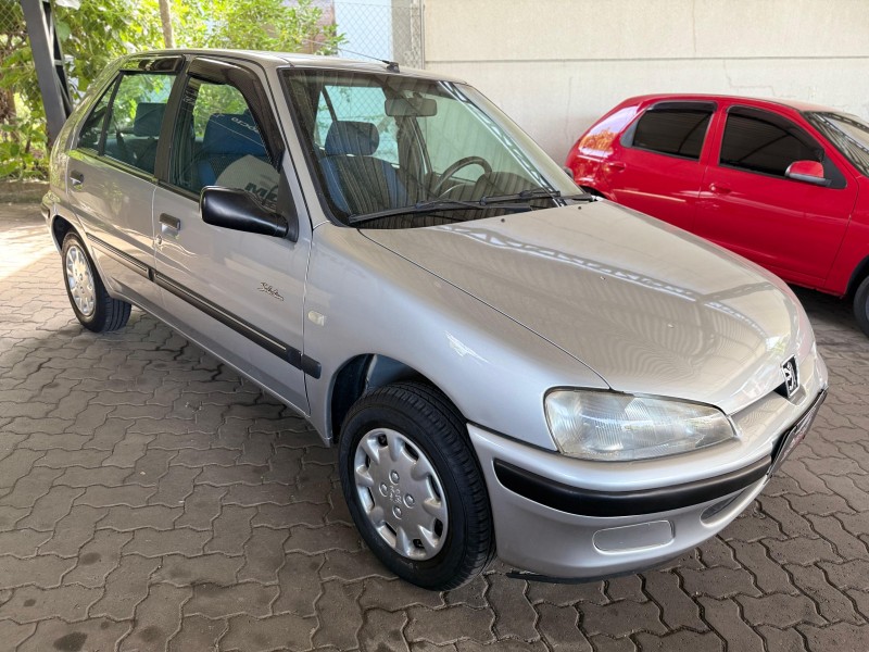 106 1.0 SOLEIL 8V GASOLINA 4P MANUAL - 2000 - CAXIAS DO SUL