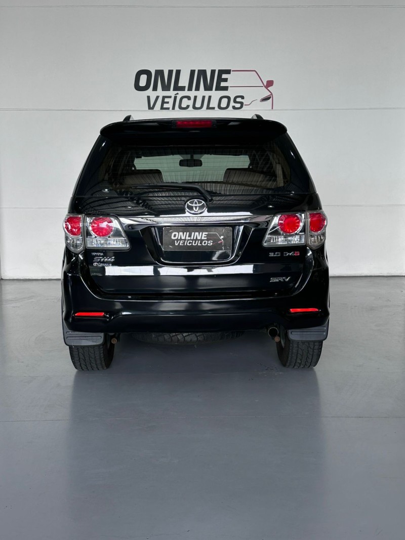 HILUX SW4 3.0 SRV 4X4 7 LUGARES 16V TURBO INTERCOOLER DIESEL 4P AUTOMÁTICO - 2012 - FARROUPILHA