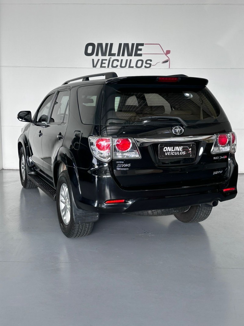 HILUX SW4 3.0 SRV 4X4 7 LUGARES 16V TURBO INTERCOOLER DIESEL 4P AUTOMÁTICO - 2012 - FARROUPILHA