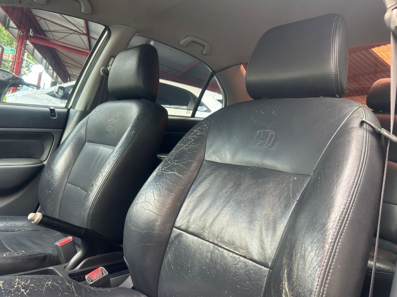 CIVIC 1.7 LX 16V GASOLINA 4P MANUAL - 2006 - TRêS COROAS