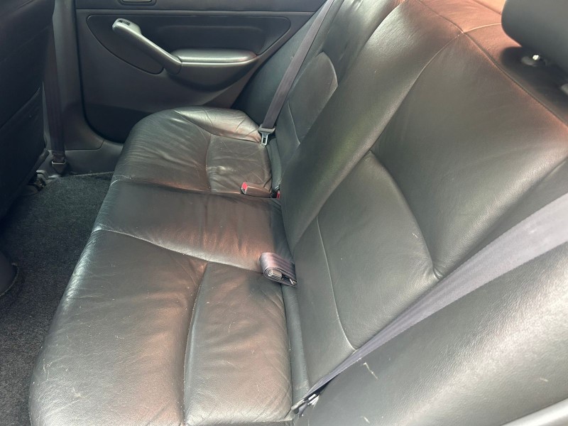 CIVIC 1.7 LX 16V GASOLINA 4P MANUAL - 2006 - TRêS COROAS