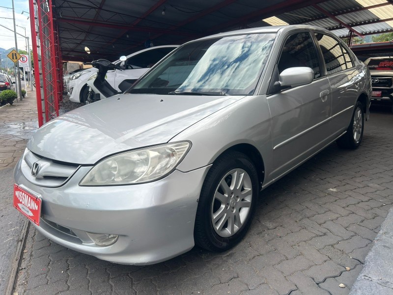 CIVIC 1.7 LX 16V GASOLINA 4P MANUAL - 2006 - TRêS COROAS