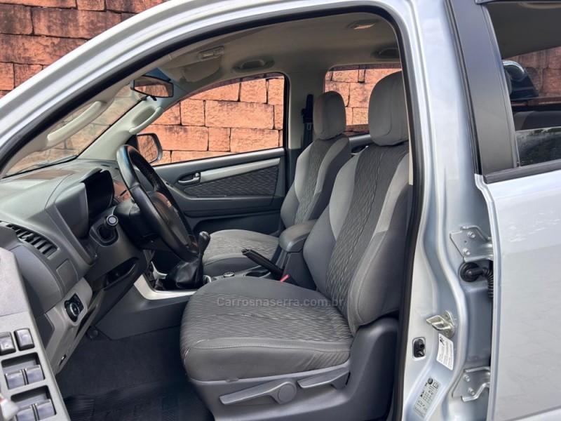 S10 2.8 LT 4X4 CD 16V TURBO DIESEL 4P MANUAL - 2013 - VENâNCIO AIRES