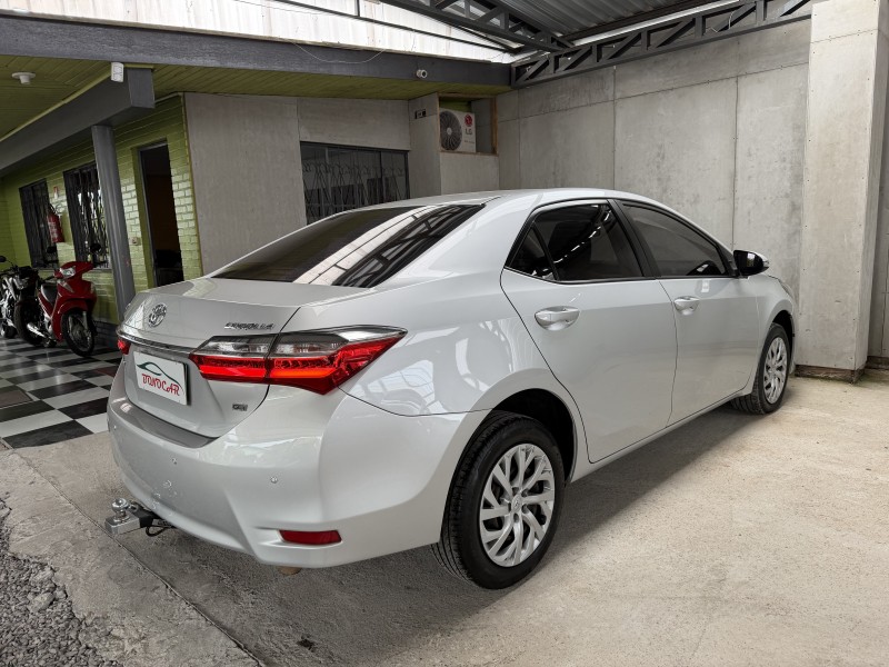 COROLLA 1.8 GLI 16V FLEX 4P AUTOMÁTICO - 2018 - CAXIAS DO SUL