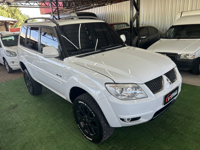 pajero tr4 2.0 4x4 16v 140cv flex 4p automatico 2014 sao sebastiao do cai