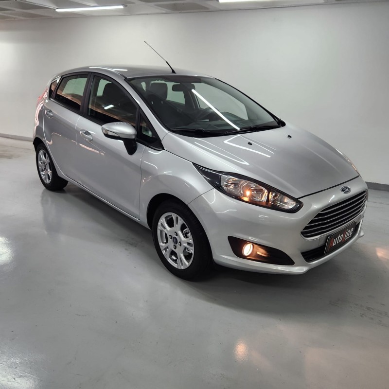 fiesta 1.6 se hatch 16v flex 4p manual 2017 bento goncalves
