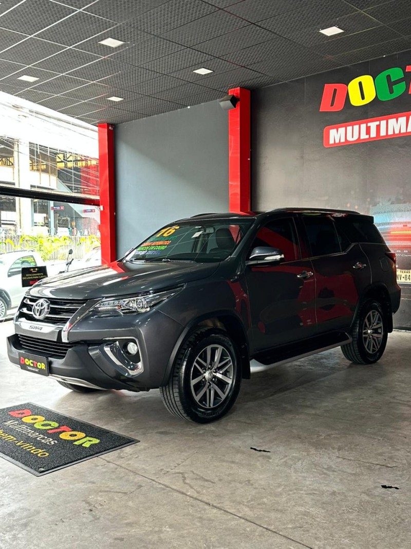 hilux sw4 2.8 srx 4x4 7 lugares 16v turbo intercooler diesel 4p automatico 2016 sao leopoldo