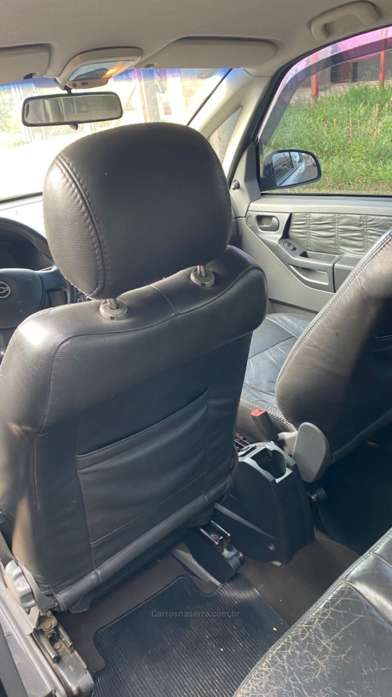 MERIVA 1.8 MPFI 16V GASOLINA 4P MANUAL - 2004 - IVOTI