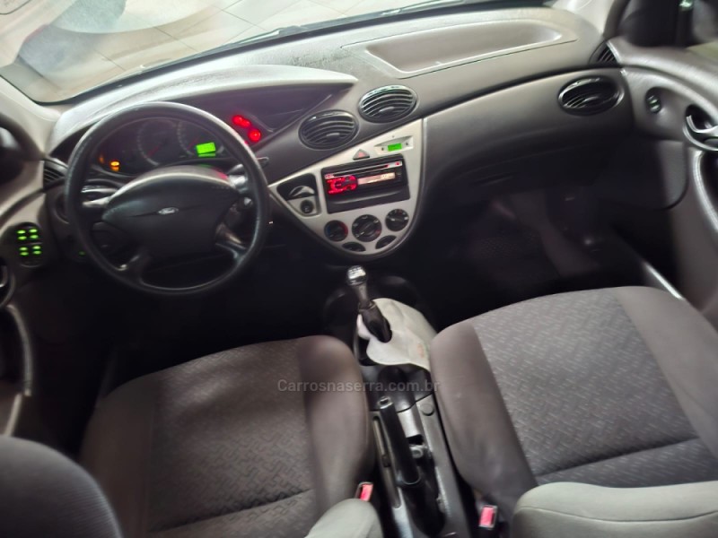 FOCUS 1.6 8V FLEX 4P MANUAL - 2008 - FARROUPILHA