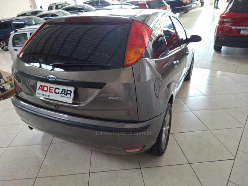 FOCUS 1.6 8V FLEX 4P MANUAL - 2008 - FARROUPILHA