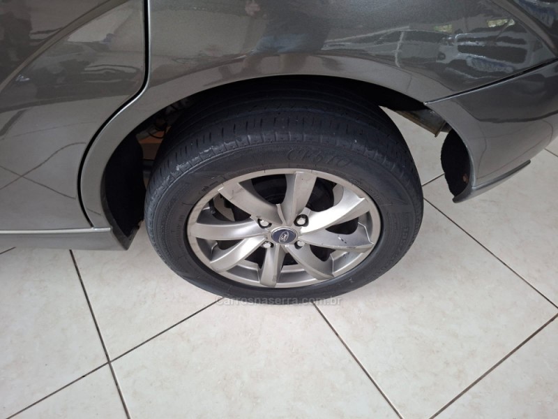 FOCUS 1.6 8V FLEX 4P MANUAL - 2008 - FARROUPILHA