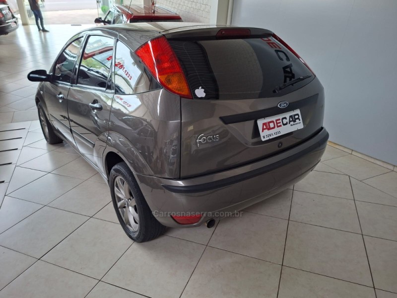 FOCUS 1.6 8V FLEX 4P MANUAL - 2008 - FARROUPILHA