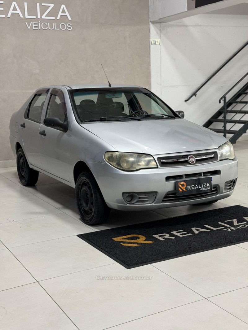SIENA 1.0 MPI FIRE CELEBRATION 8V FLEX 4P MANUAL - 2011 - SANTA CRUZ DO SUL