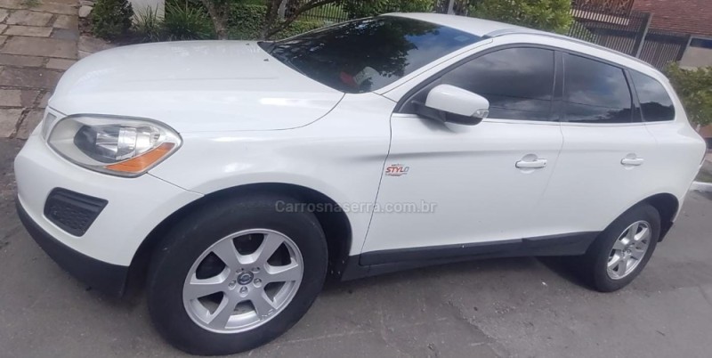 xc60 2.0 t5 comfort fwd turbo gasolina 4p automatico 2012 gramado