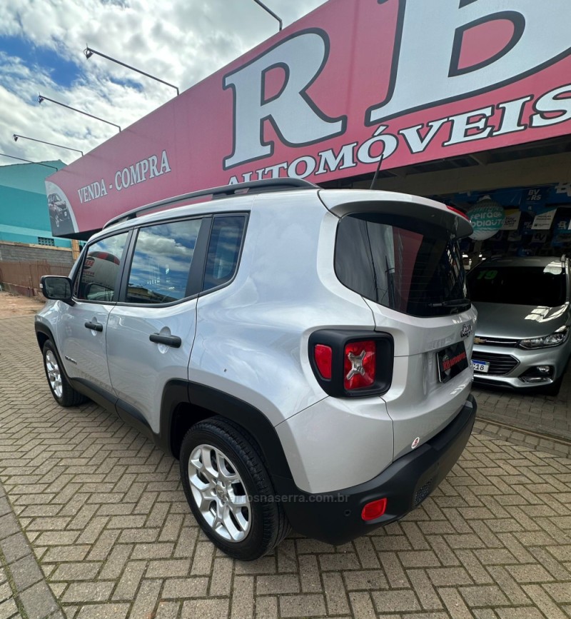 RENEGADE 1.8 16V FLEX SPORT 4P AUTOMÁTICO - 2018 - PAROBé