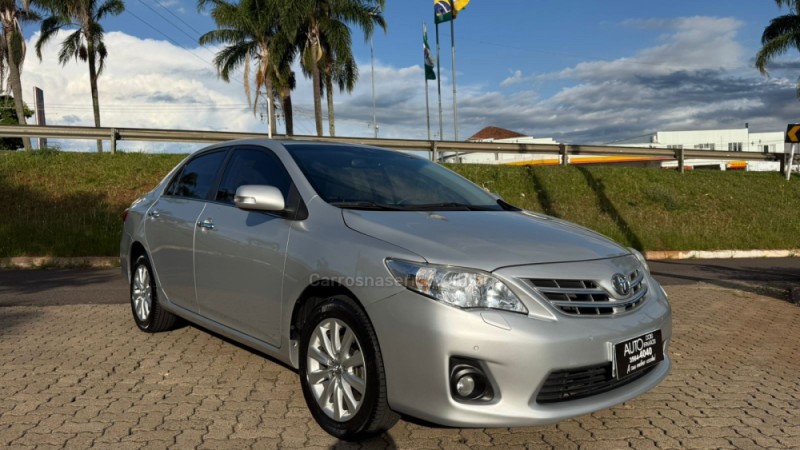 corolla 2.0 altis 16v flex 4p automatico 2014 dois irmaos