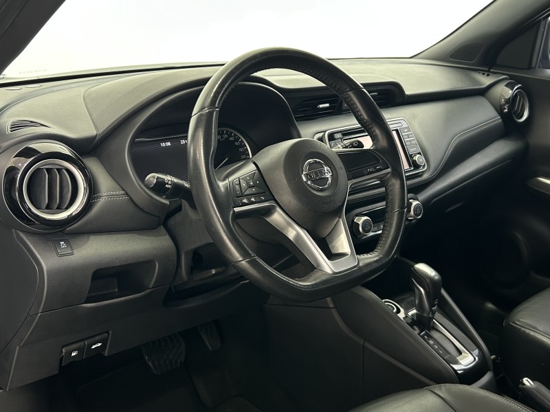 KICKS 1.6 16V FLEX RIO 2016 4P XTRONIC - 2017 - CAXIAS DO SUL