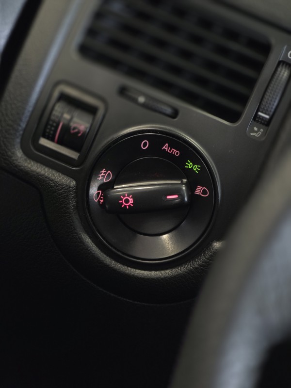 GOLF 1.6 MI SPORTLINE LIMITED EDITION 8V FLEX 4P MANUAL - 2013 - CAXIAS DO SUL