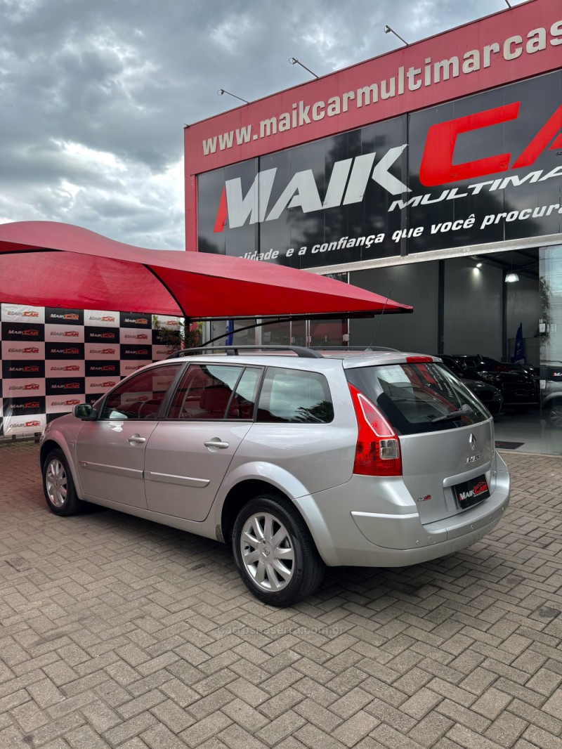 MÉGANE 1.6 DYNAMIQUE GRAND TOUR 16V FLEX 4P MANUAL - 2012 - ESTâNCIA VELHA