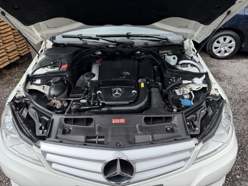 C 180 1.8 CGI CLASSIC 16V GASOLINA 4P AUTOMÁTICO - 2012 - GARIBALDI