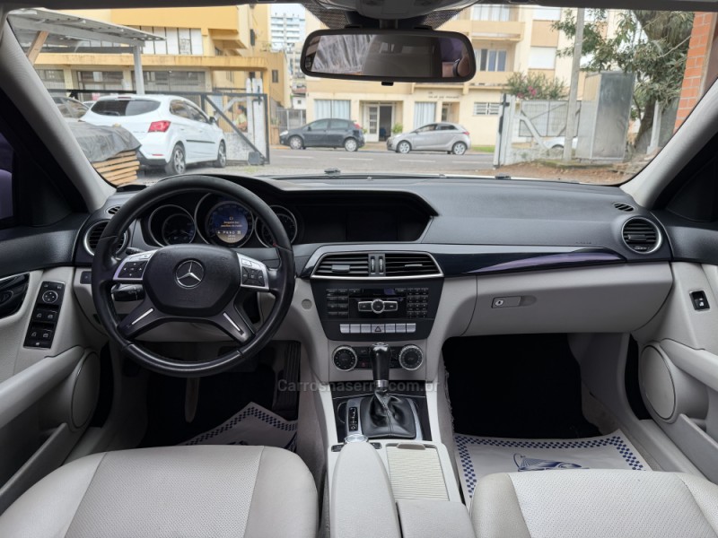 C 180 1.8 CGI CLASSIC 16V GASOLINA 4P AUTOMÁTICO - 2012 - GARIBALDI