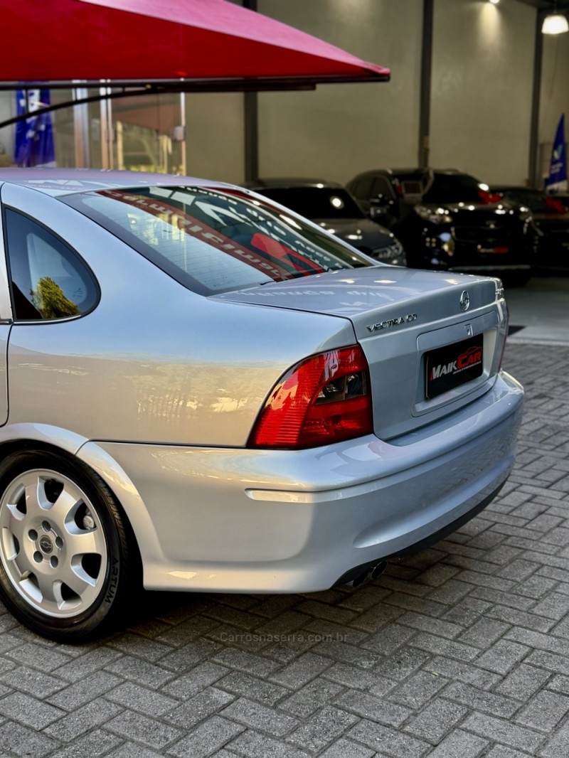 VECTRA 2.2 MPFI CD 16V GASOLINA 4P AUTOMÁTICO - 2002 - ESTâNCIA VELHA