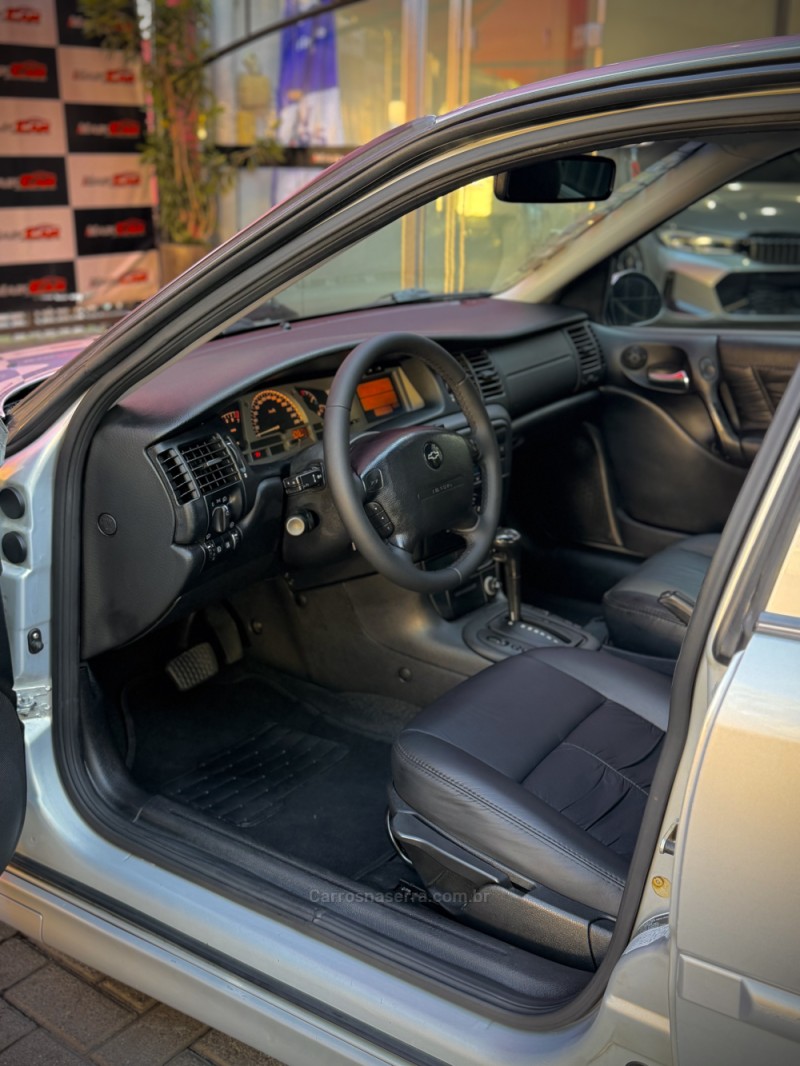 VECTRA 2.2 MPFI CD 16V GASOLINA 4P AUTOMÁTICO - 2002 - ESTâNCIA VELHA