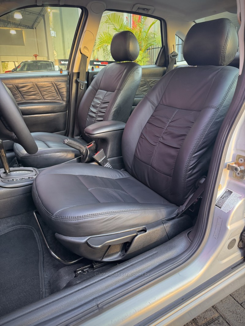 VECTRA 2.2 MPFI CD 16V GASOLINA 4P AUTOMÁTICO - 2002 - ESTâNCIA VELHA