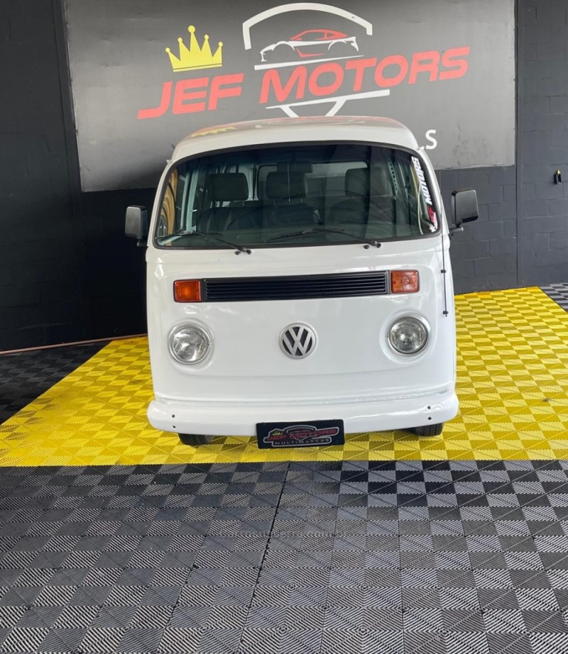 KOMBI 1.6 LUXO 8V GASOLINA 3P MANUAL - 2005 - CAXIAS DO SUL