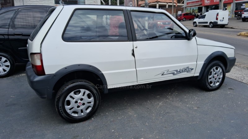 UNO  - 2013 - CAXIAS DO SUL