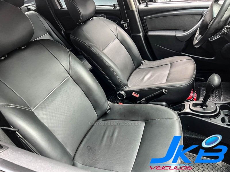 DUSTER 2.0 DYNAMIQUE 4X2 16V FLEX 4P AUTOMÁTICO - 2013 - NOVO HAMBURGO