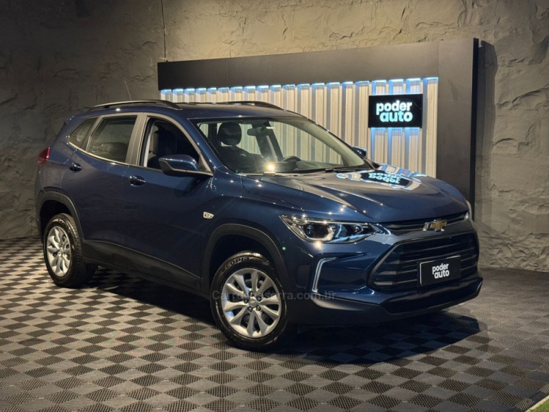 tracker 1.0 12v turbo flex 4p automatico 2025 farroupilha