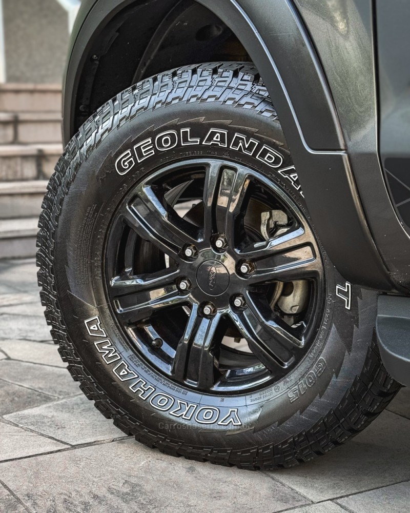 RANGER 3.2 STORM 4X4 CD 20V DIESEL 4P AUTOMÁTICO - 2023 - NOVO HAMBURGO