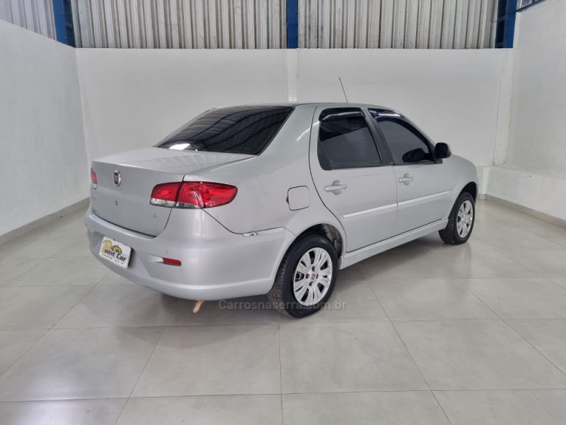 SIENA 1.0 MPI EL 8V FLEX 4P MANUAL - 2013 - VACARIA