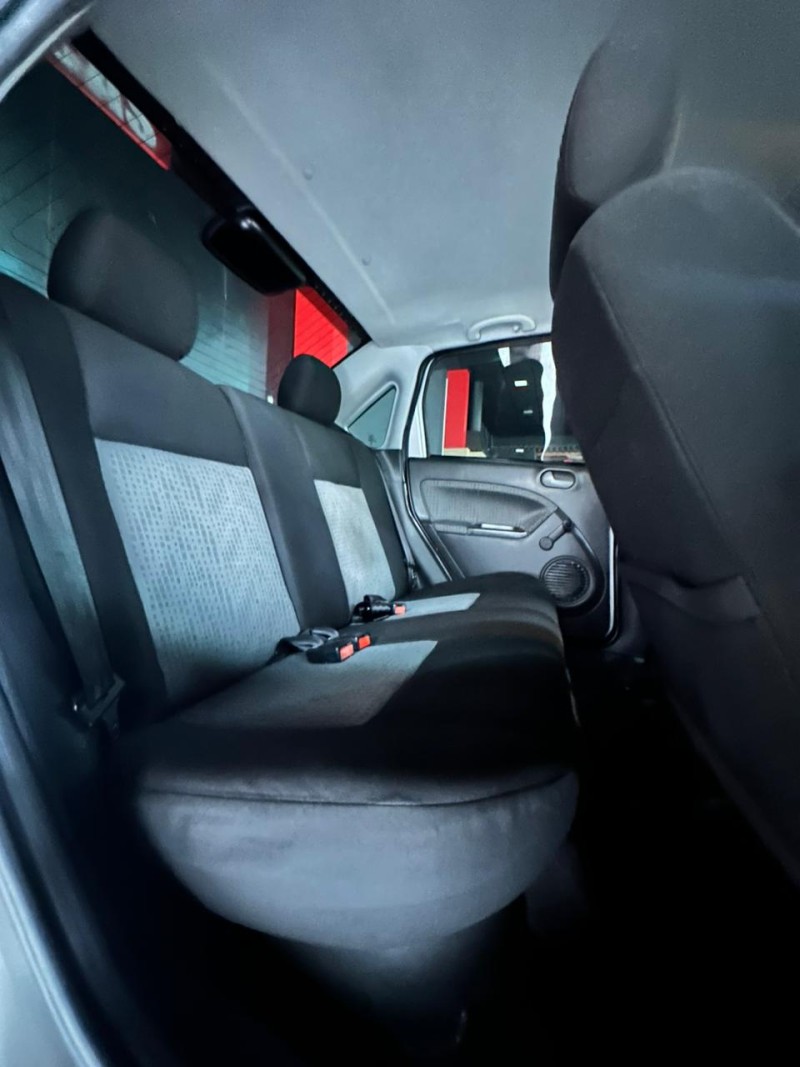 FIESTA 1.0 ROCAM SE SEDAN 8V FLEX 4P MANUAL - 2014 - SãO LEOPOLDO