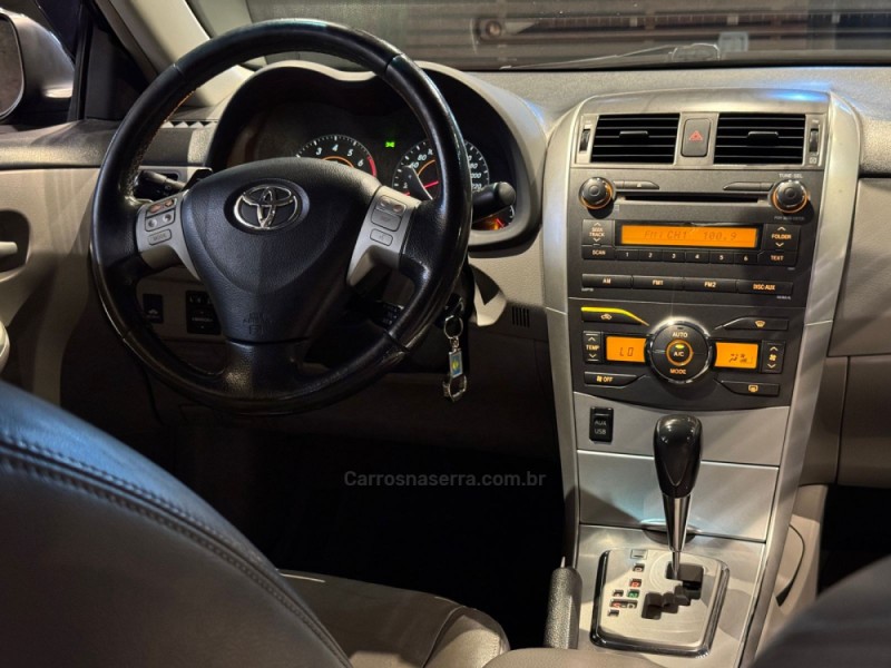 COROLLA 2.0 XEI 16V FLEX 4P AUTOMÁTICO - 2012 - FARROUPILHA