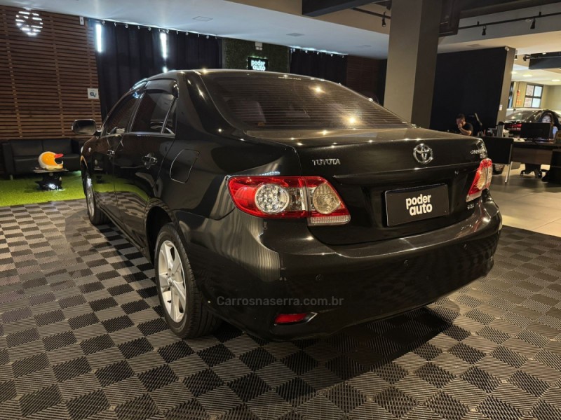 COROLLA 2.0 XEI 16V FLEX 4P AUTOMÁTICO - 2012 - FARROUPILHA