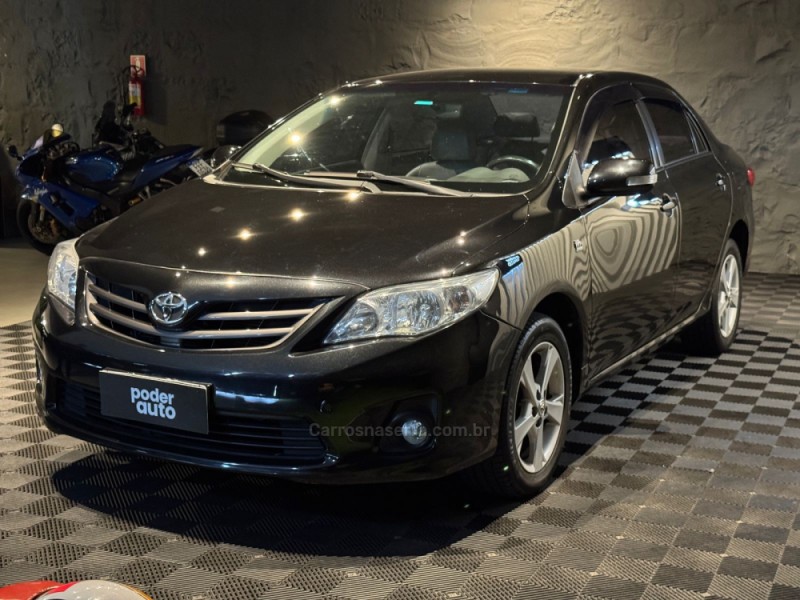 COROLLA 2.0 XEI 16V FLEX 4P AUTOMÁTICO - 2012 - FARROUPILHA