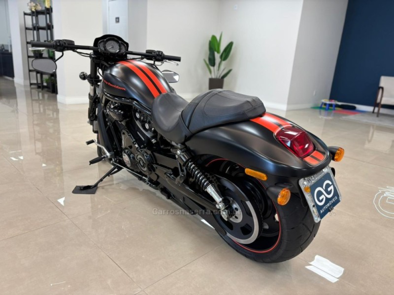 NIGHT ROD SPECIAL - 2011 - CARLOS BARBOSA