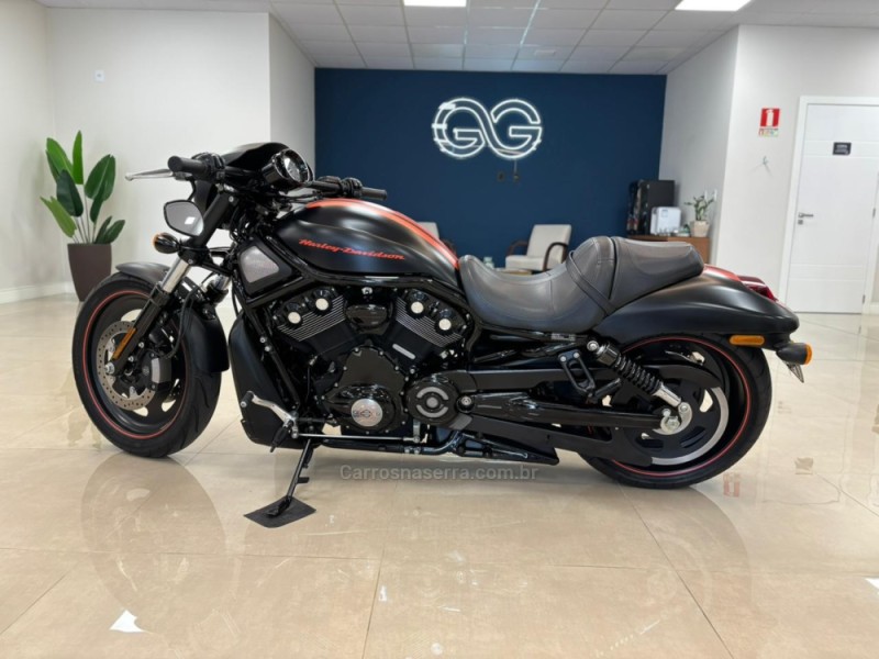 NIGHT ROD SPECIAL - 2011 - CARLOS BARBOSA