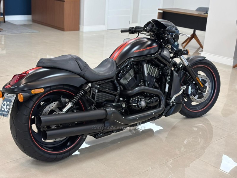 NIGHT ROD SPECIAL - 2011 - CARLOS BARBOSA