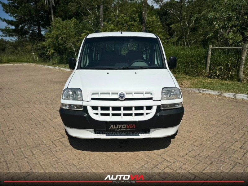 DOBLÓ 1.8 ELX 8V FLEX 4P MANUAL 7 LUGARES - 2008 - SAPIRANGA